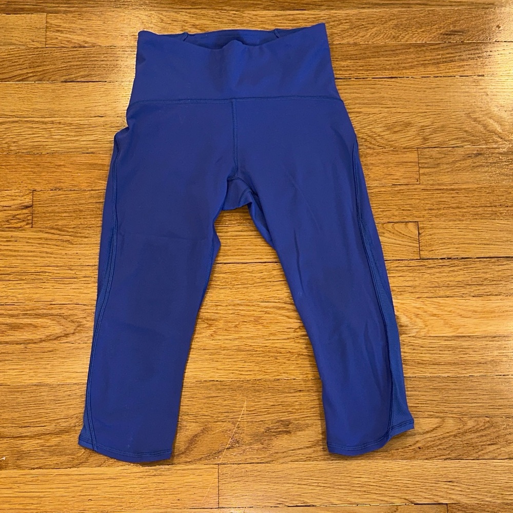 Lululemon athletica  Train Time Crop 17” Stony Grape, size 4, Like New